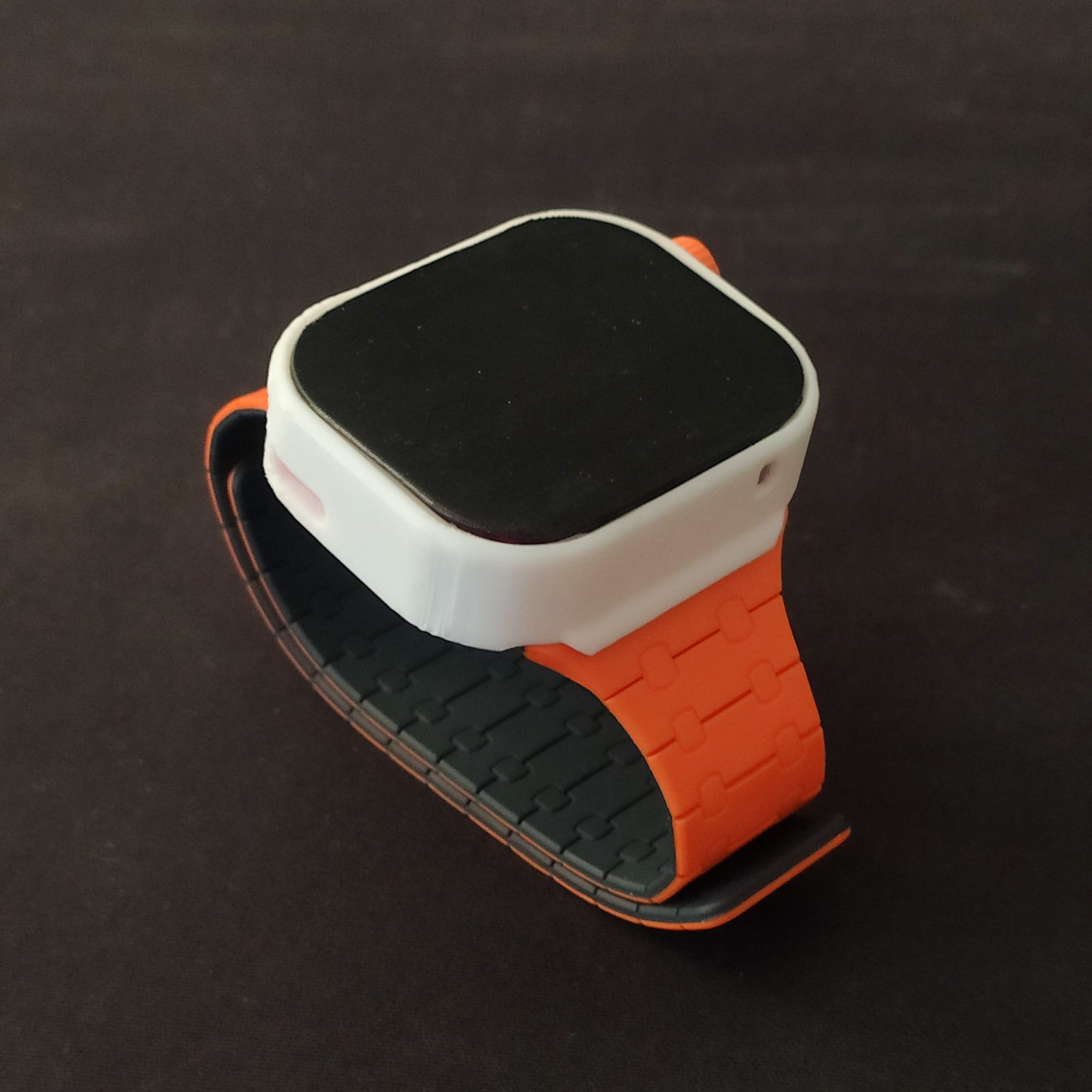 Kompic front view